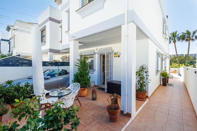 3 camera da letto Villa in vendita in Centro, Estepona con piscina garage - 777.000 € (Rif: 9654405)