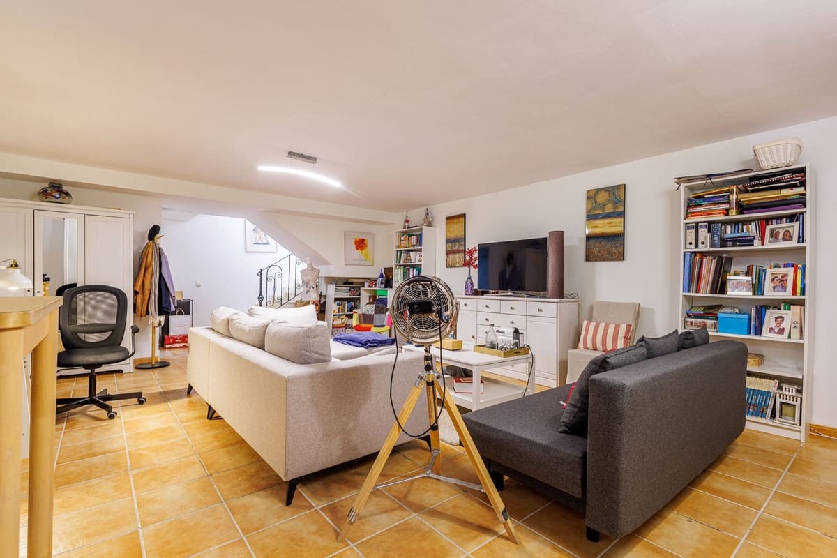 3 camera da letto Villa in vendita in Estepona con piscina garage - 777.000 € (Rif: 9654405)