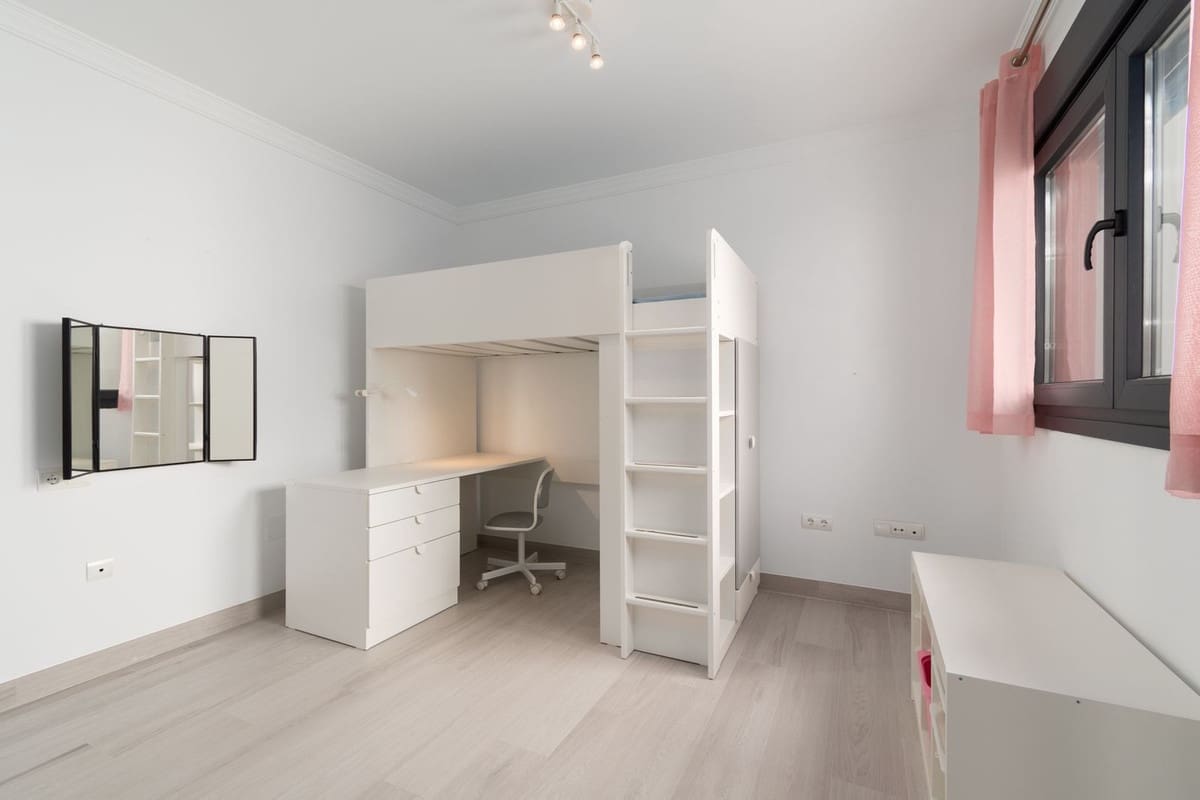 4 bedroom Villa for sale in Ojen with pool garage - € 649,950 (Ref: 9654406)