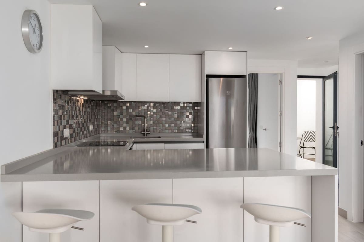 4 bedroom Villa for sale in Ojen with pool garage - € 649,950 (Ref: 9654406)