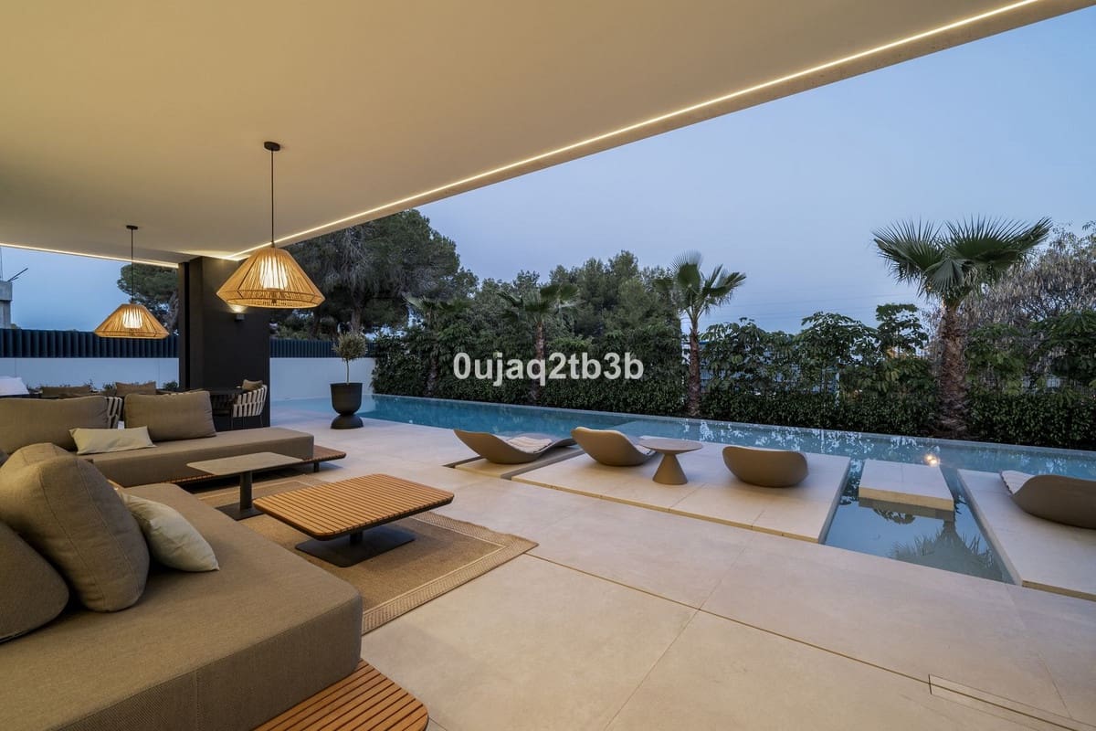 4 Zimmer Villa zu verkaufen in Marbella mit Pool Garage - 4.500.000 € (Ref: 9654408)
