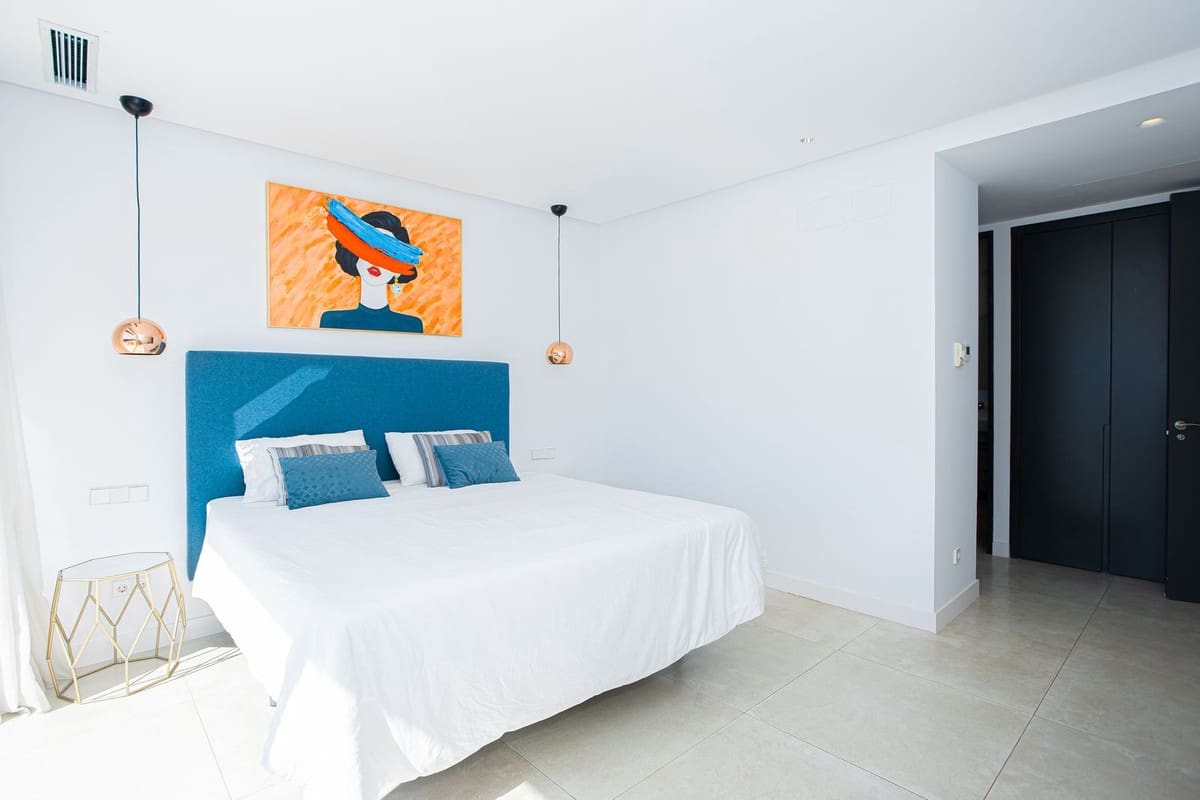 Chalet de 6 habitaciones en Marbella en venta con piscina garaje - 2.249.000 € (Ref: 9654409)