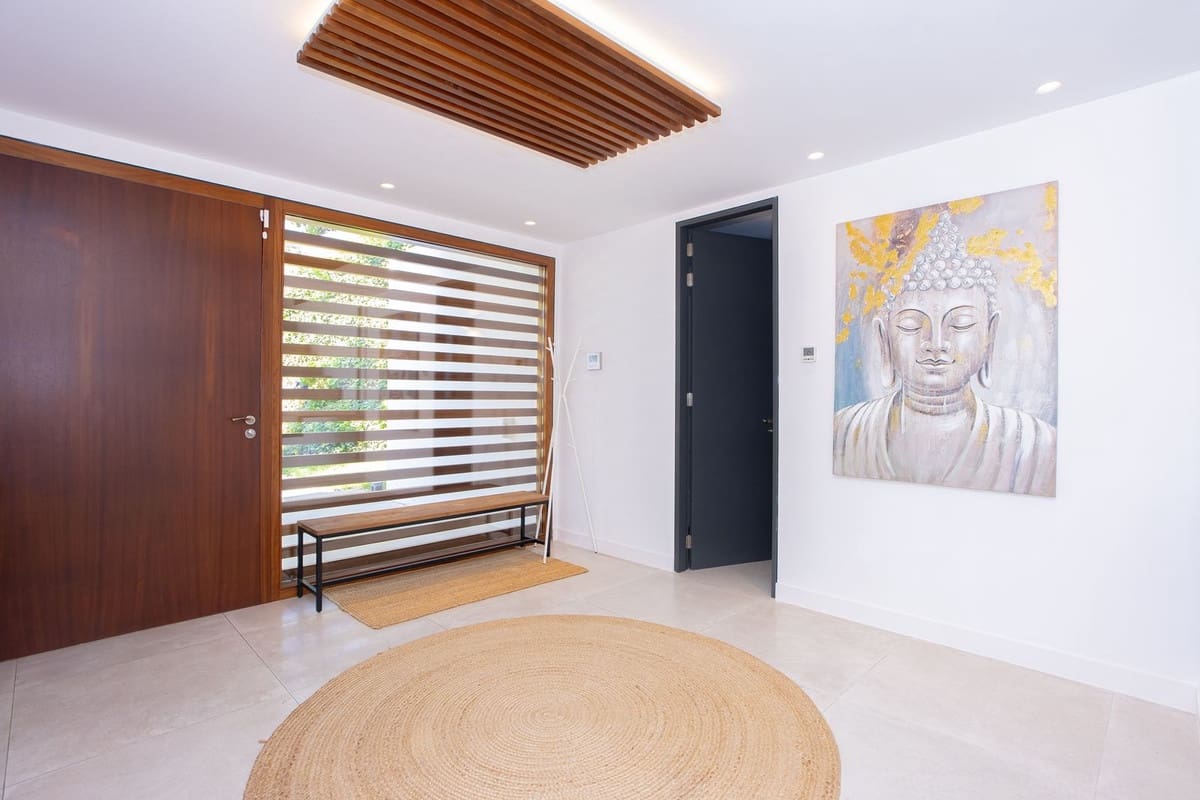 Chalet de 6 habitaciones en Marbella en venta con piscina garaje - 2.249.000 € (Ref: 9654409)