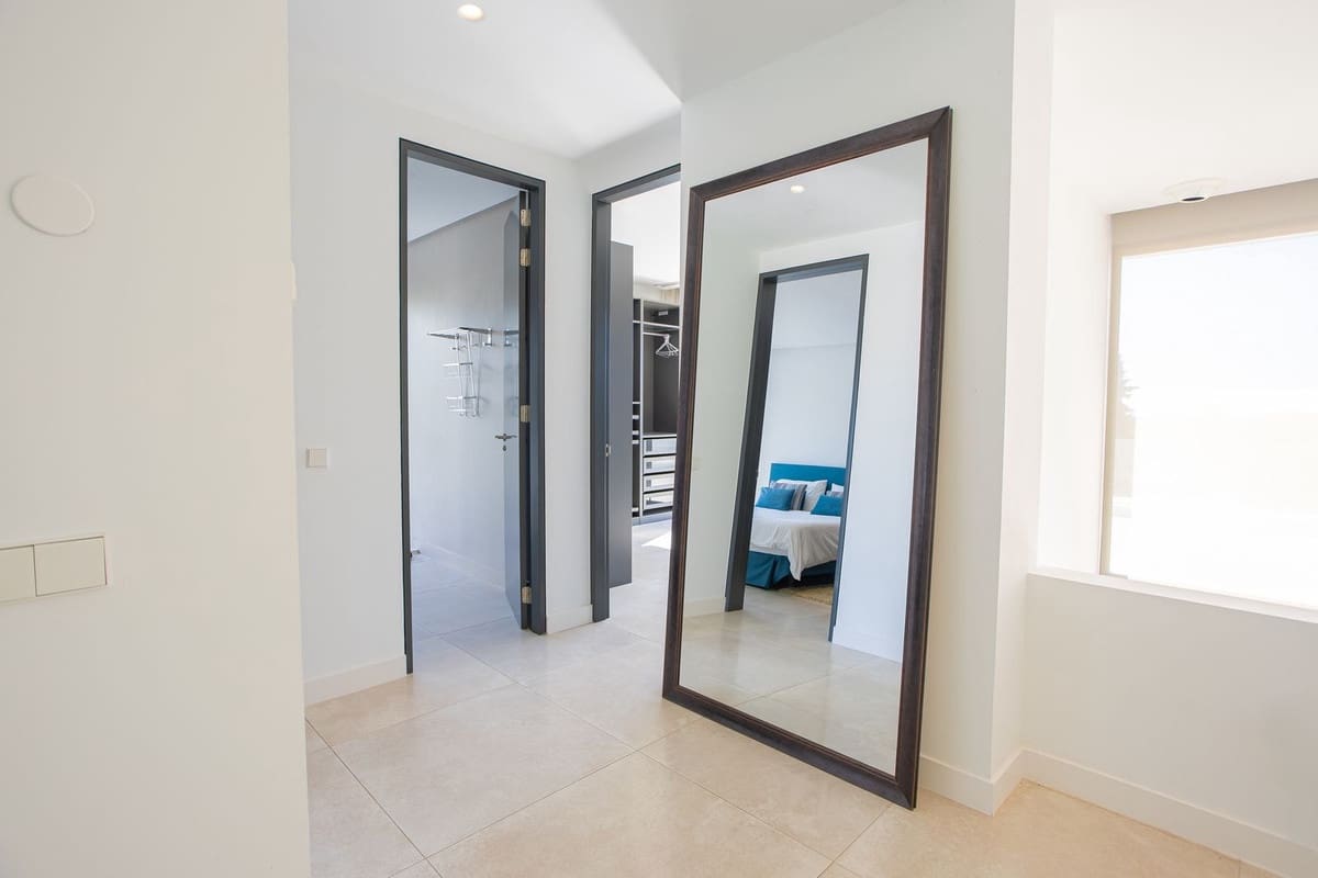 Chalet de 6 habitaciones en Marbella en venta con piscina garaje - 2.249.000 € (Ref: 9654409)