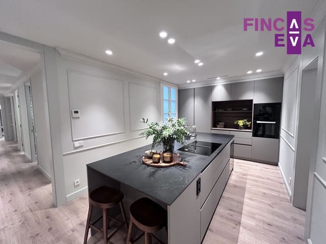 4 sovrum Lägenhet till salu i La Dreta de L'Eixample, Barcelona stad - 1 790 000 € (Ref: 9656834)