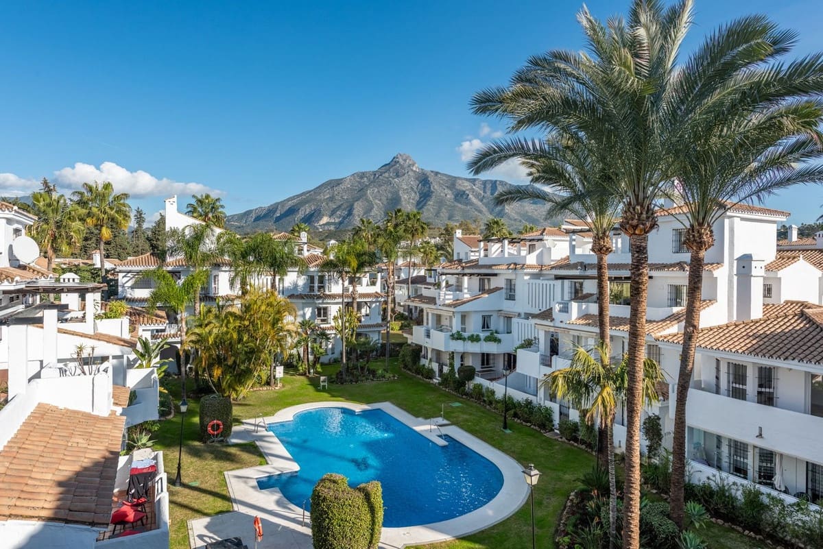 2 quarto Apartamento para venda em Marbella com piscina - 499 000 € (Ref: 9657081)