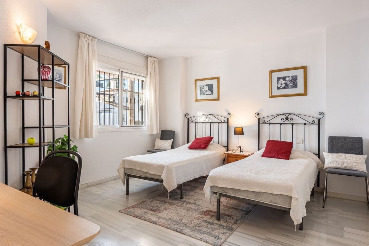 2 quarto Apartamento para venda em Marbella com piscina - 499 000 € (Ref: 9657081)