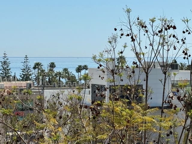 3 soverom Leilighet til salgs i Lomas De Marbella, Marbella med svømmebasseng garasje - € 1 100 000 (Ref: 9664361)