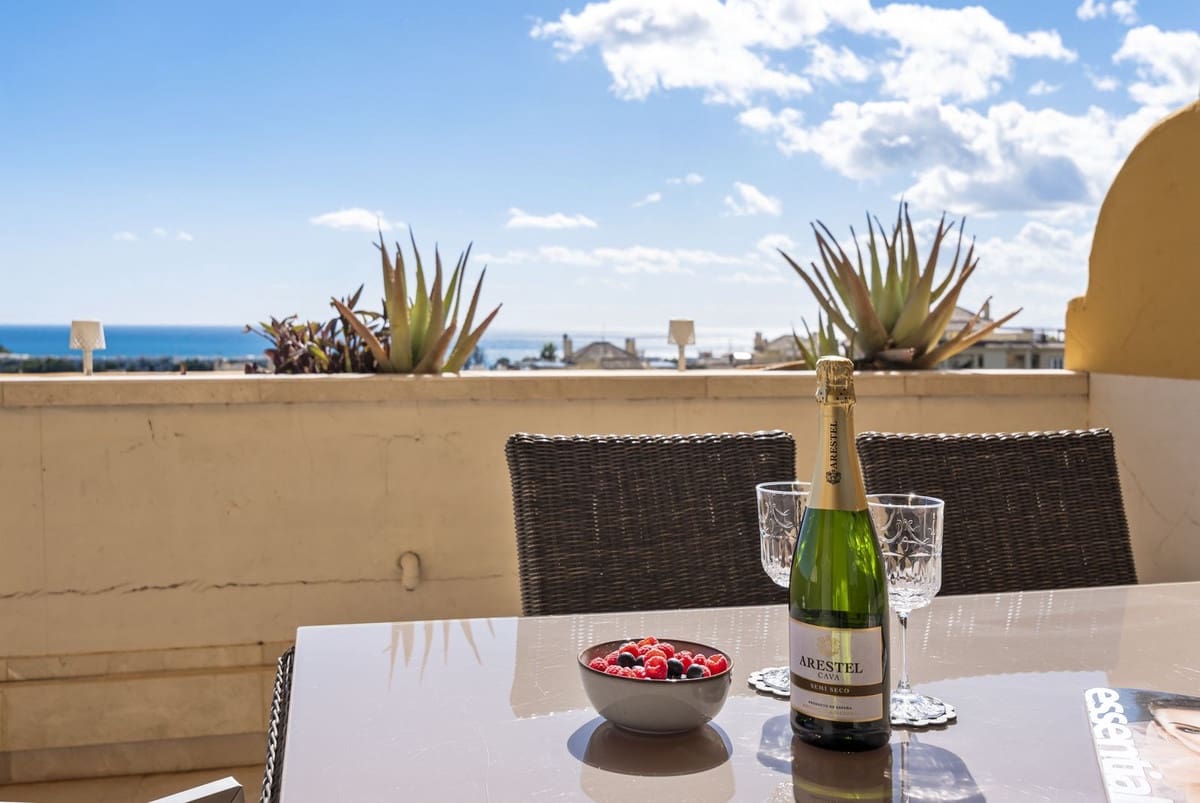 2 camera da letto Appartamento in vendita in Estepona con piscina garage - 359.000 € (Rif: 9664363)