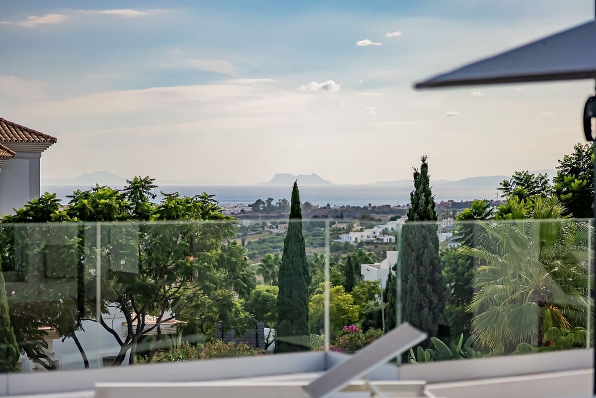 Chalet de 5 habitaciones en Estepona en venta - 4.750.000 € (Ref: 9664364)