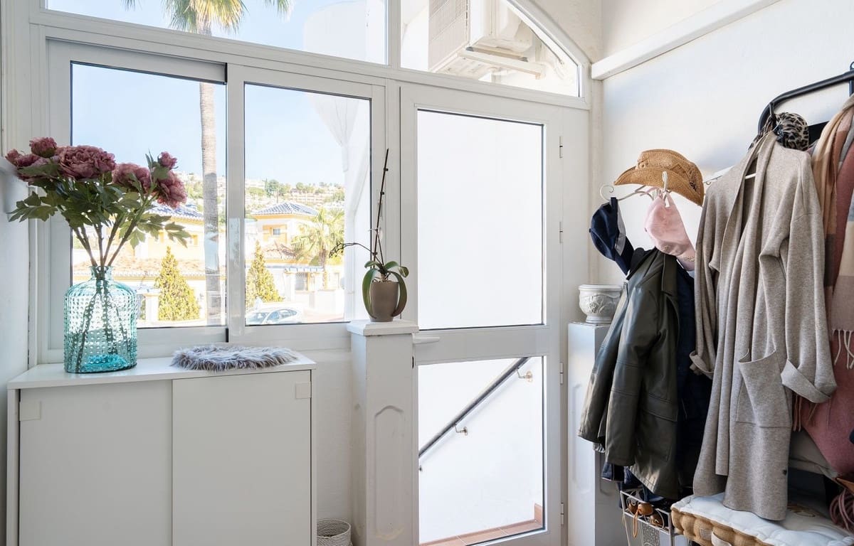 3 bedroom Villa for sale in Mijas with pool garage - € 610,000 (Ref: 9668307)