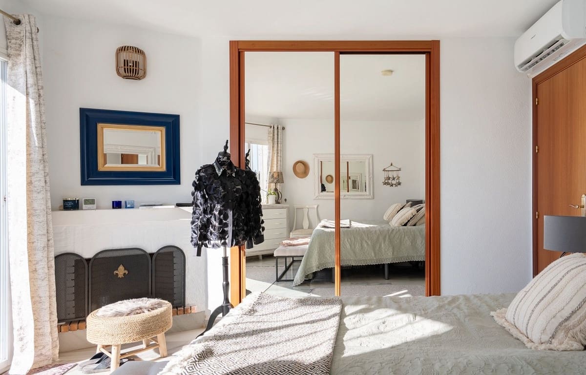 3 bedroom Villa for sale in Mijas with pool garage - € 610,000 (Ref: 9668307)