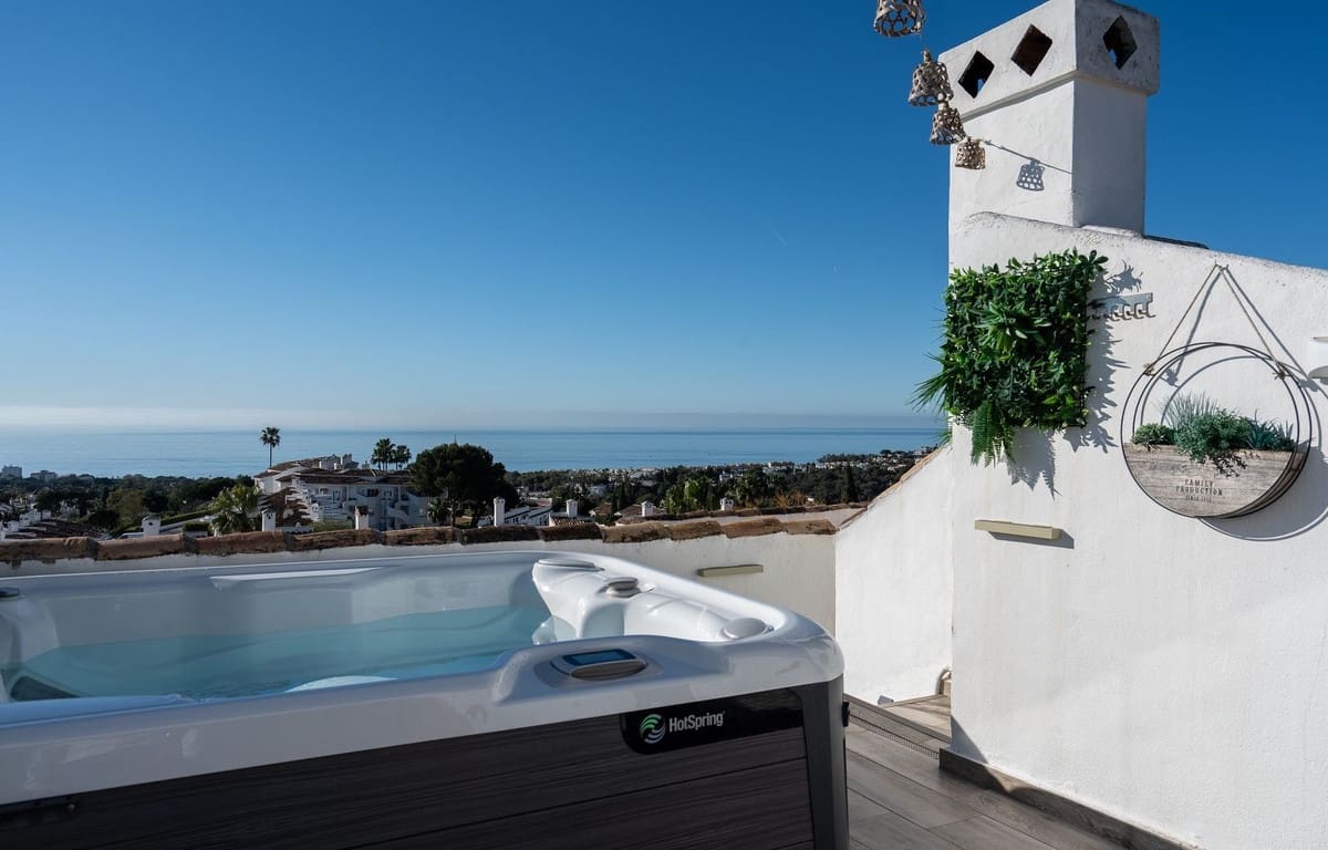 3 bedroom Villa for sale in Mijas with pool garage - € 610,000 (Ref: 9668307)