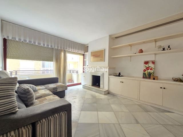 2 makuuhuone Asunto myytävänä paikassa Centro, Estepona mukana uima-altaan 
autotalli - 399 500 € (Ref: 9669270)