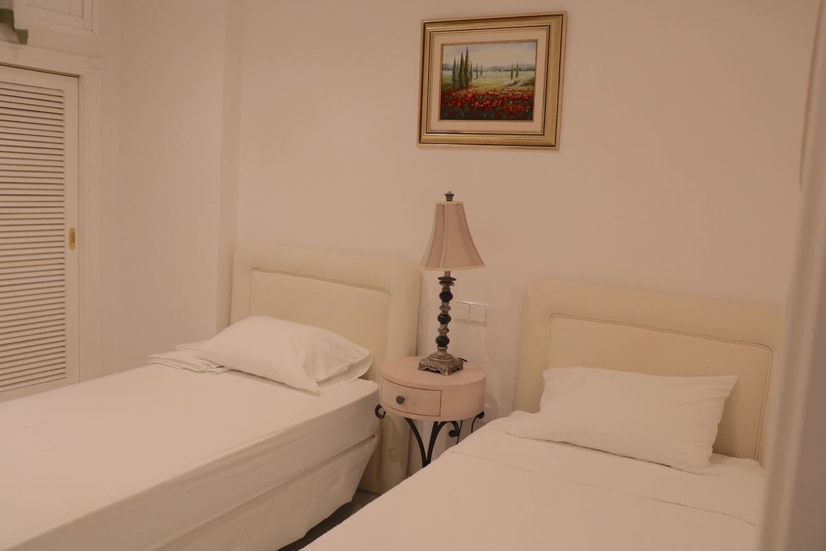 2 quarto Apartamento para venda em Marbella com piscina garagem - 1 800 000 € (Ref: 9669271)