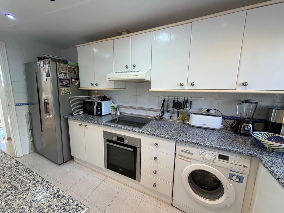 3 soverom Leilighet til salgs i Casares med svømmebasseng garasje - € 450 000 (Ref: 9669272)