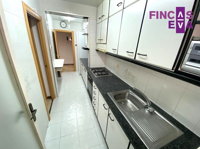 3 Zimmer Wohnung zu verkaufen in Canyelles, Barcelona Stadt - 249.000 € (Ref: 9671317)