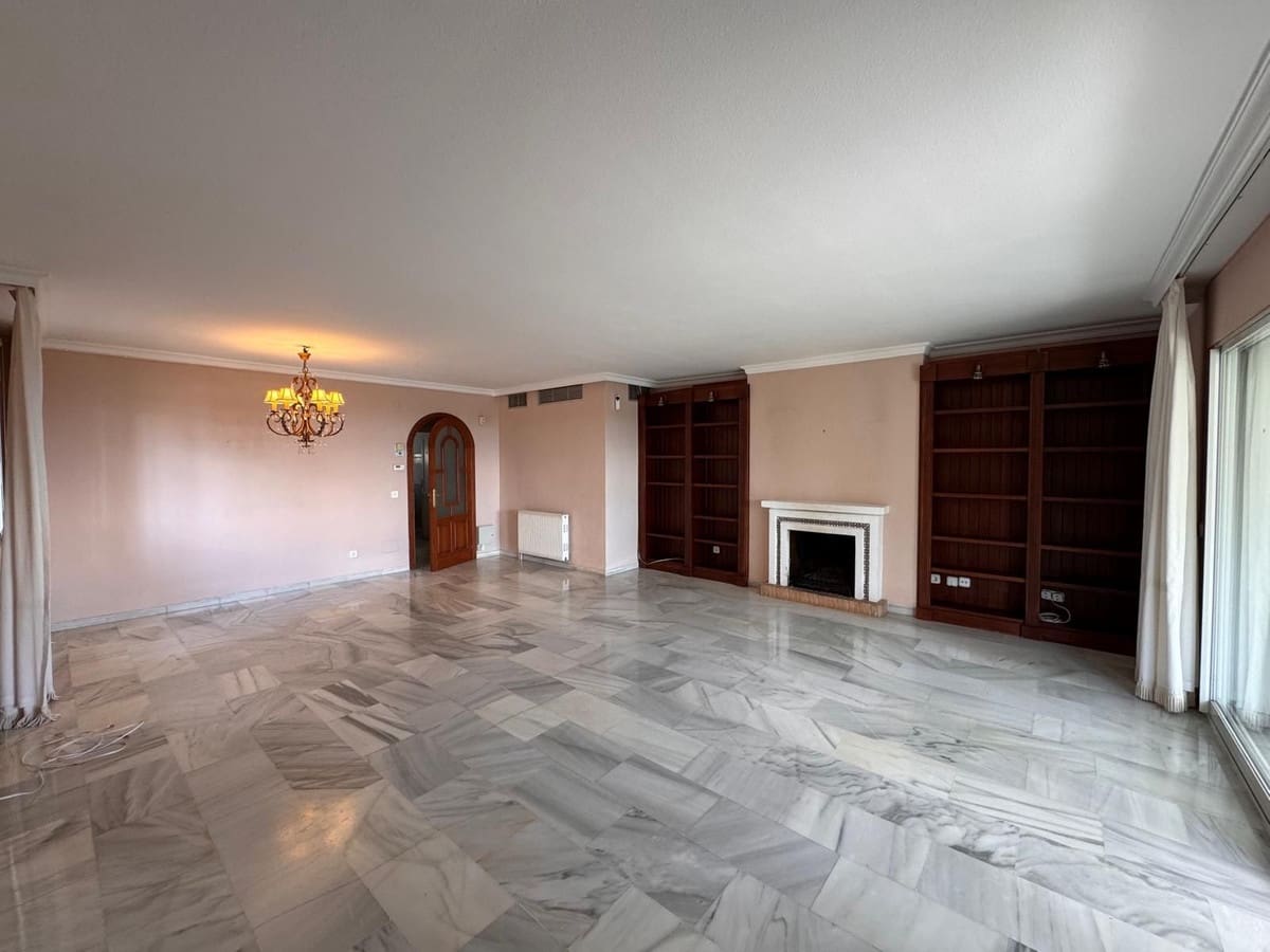 3 bedroom Villa for sale in Manilva with pool garage - € 570,000 (Ref: 9676013)