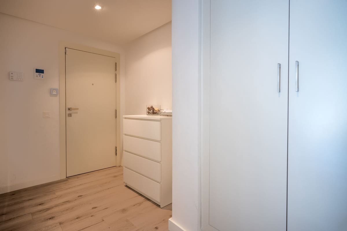 2 makuuhuone Asunto myytävänä paikassa Benahavis - 465 000 € (Ref: 9676345)