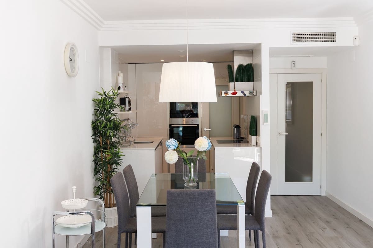 2 makuuhuone Asunto myytävänä paikassa Benahavis - 465 000 € (Ref: 9676345)