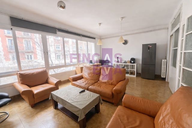 Piso de 3 habitaciones en La Sagrada Família, Barcelona ciudad en venta - 460.000 € (Ref: 9676531)