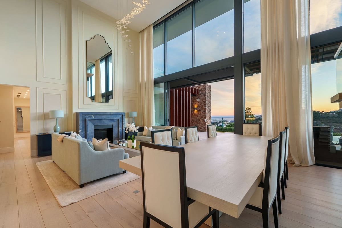 5 soverom Villa til salgs i Benahavis med svømmebasseng garasje - € 8 995 000 (Ref: 9678302)