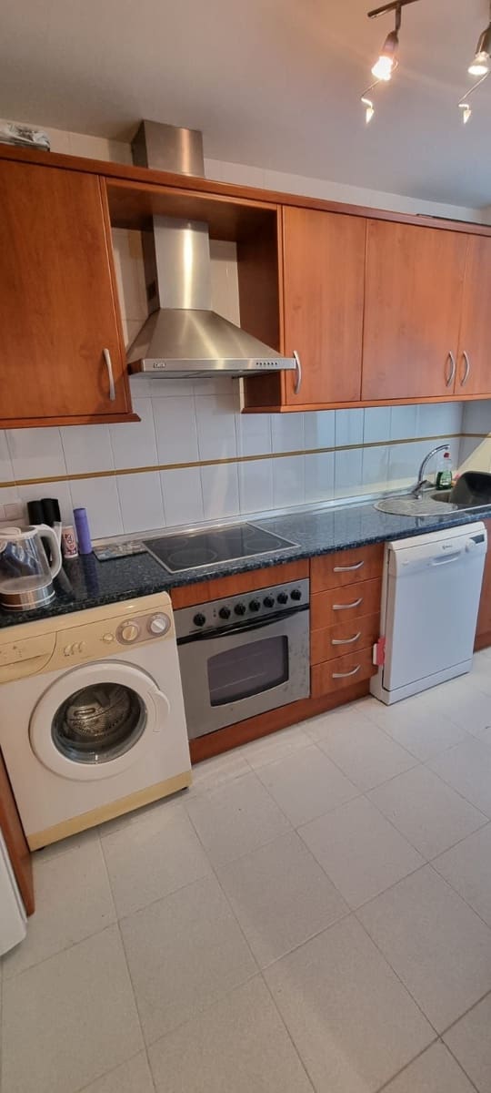 2 soveværelse Lejlighed til salg i Manilva med swimmingpool garage - € 244.000 (Ref: 9678303)