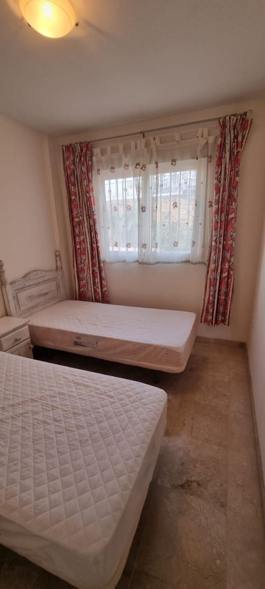 2 soveværelse Lejlighed til salg i Manilva med swimmingpool garage - € 244.000 (Ref: 9678303)