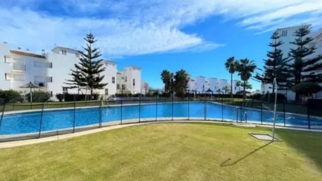 2 soveværelse Lejlighed til salg i San Luis de Sabinillas, Manilva med swimmingpool garage - € 244.000 (Ref: 9678303)