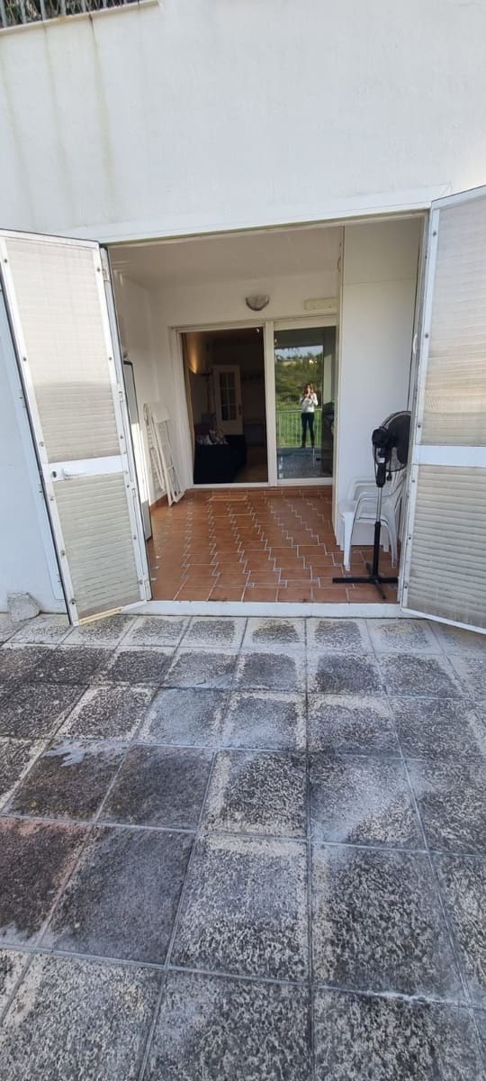 2 soveværelse Lejlighed til salg i Manilva med swimmingpool garage - € 244.000 (Ref: 9678303)