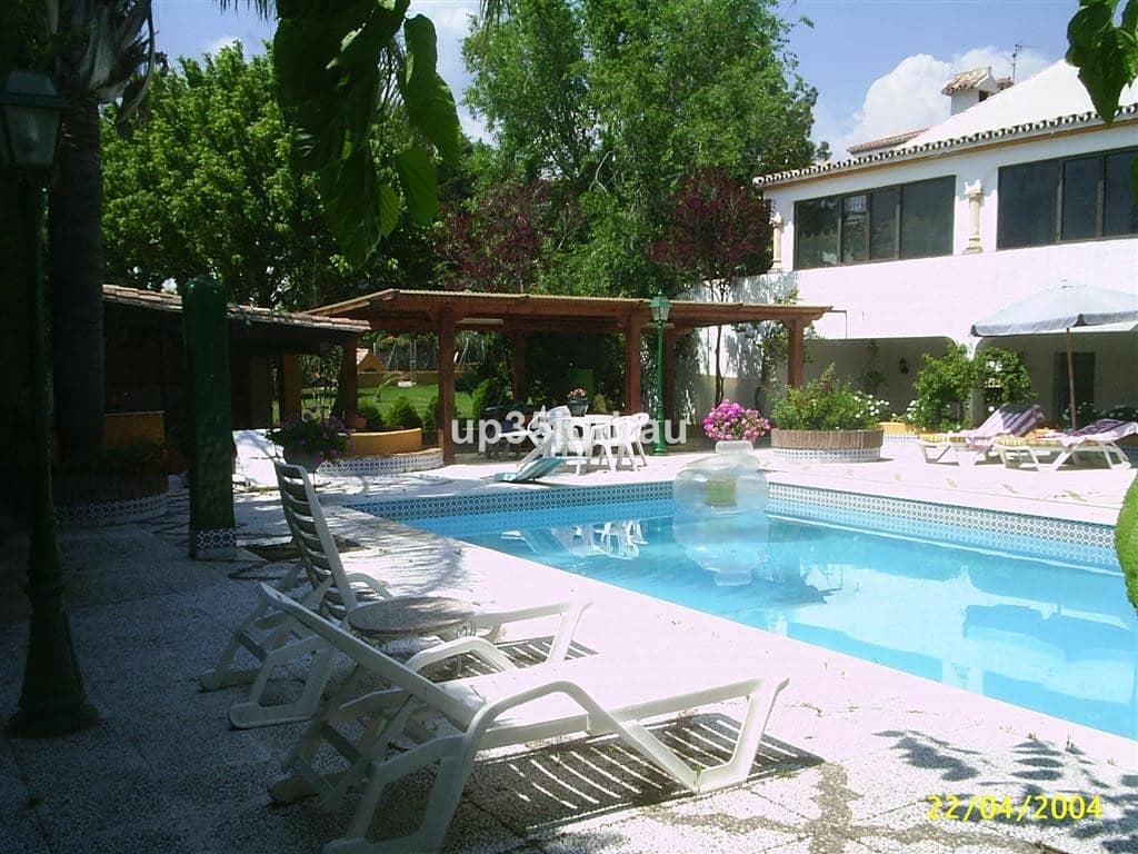 5 camera da letto Villa in vendita in Estepona con piscina garage - 1.695.000 € (Rif: 9679171)