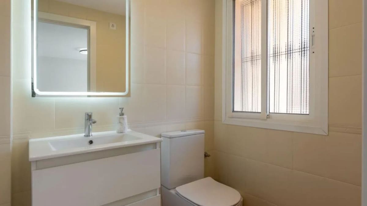 3 quarto Moradia para venda em Marbella com piscina - 770 000 € (Ref: 9684091)