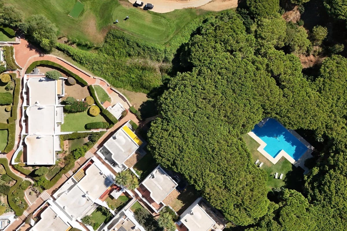 2 chambre Villa/Maison à vendre à Marbella avec piscine - 520 000 € (Ref: 9685759)