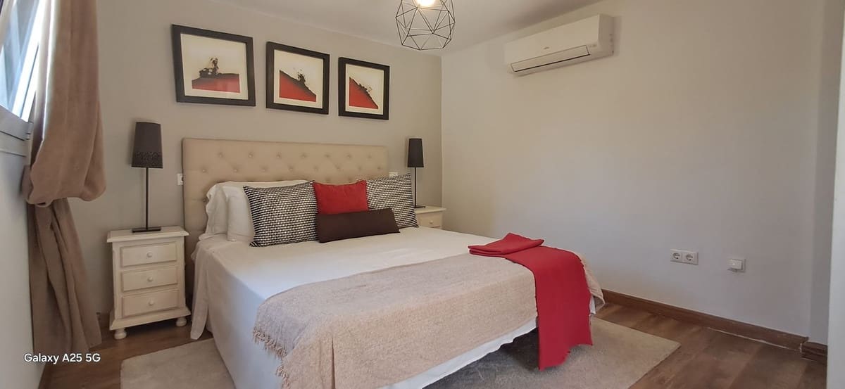 6 soverom Villa til salgs i Marbella med svømmebasseng garasje - € 1 795 000 (Ref: 9685760)