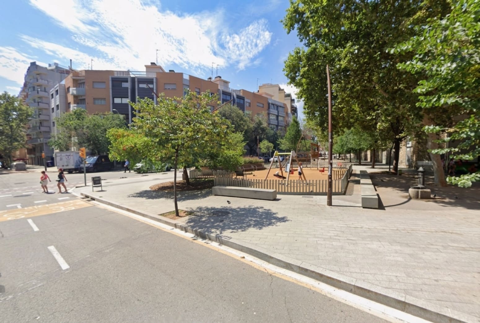 3 soveværelse Lejlighed til salg i Barcelona by - € 230.000 (Ref: 9691499)