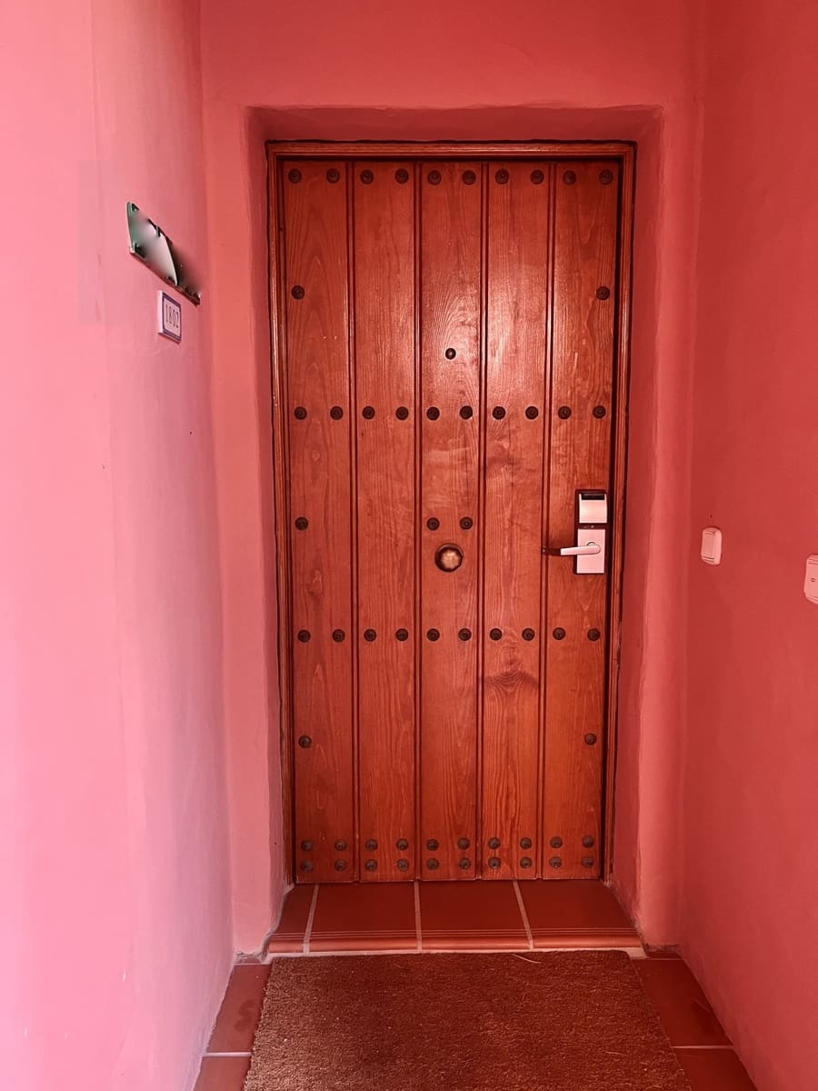 3 Zimmer Wohnung zu verkaufen in Estepona mit Pool Garage - 1.260.000 € (Ref: 9694121)