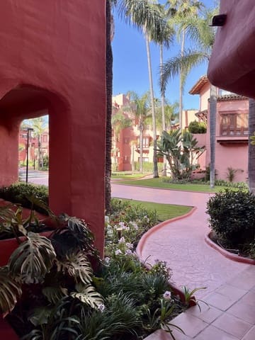 3 Zimmer Wohnung zu verkaufen in Centro, Estepona mit Pool Garage - 1.260.000 € (Ref: 9694121)