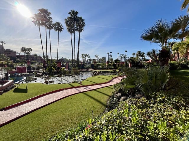 3 Zimmer Wohnung zu verkaufen in Centro, Estepona mit Pool Garage - 1.260.000 € (Ref: 9694121)