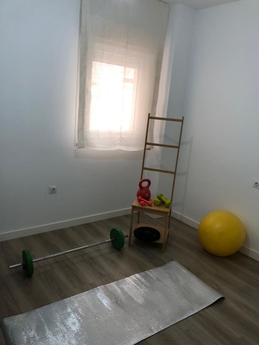 3 bedroom Flat for sale in Marbella with pool garage - € 410,000 (Ref: 9694302)