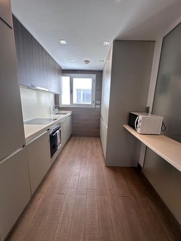 3 soveværelse Lejlighed til salg i Nueva Alcántara, Marbella med swimmingpool garage - € 665.000 (Ref: 9694303)