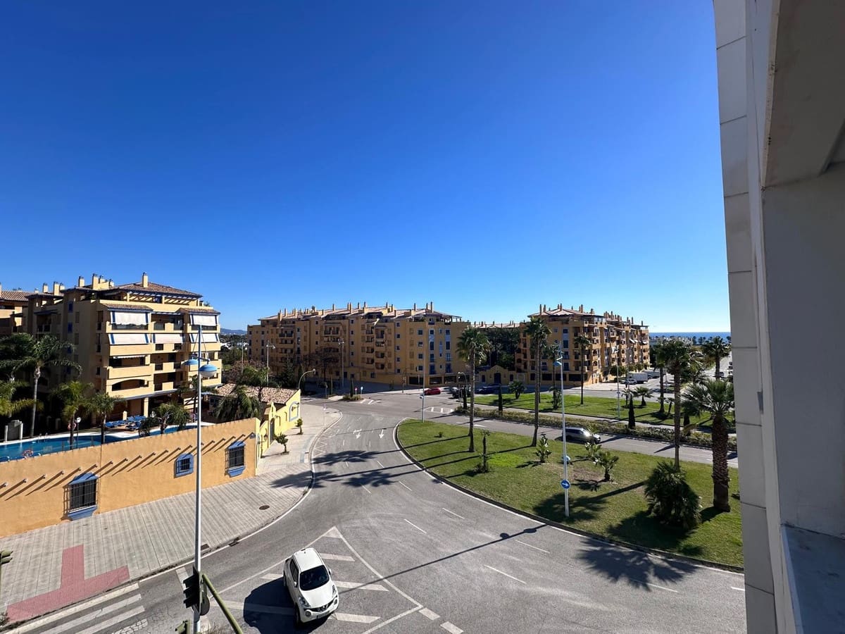 3 soverom Leilighet til salgs i Marbella med svømmebasseng garasje - € 665 000 (Ref: 9694303)