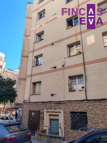 Lejlighed til salg i L'Hospitalet de Llobregat - € 100.000 (Ref: 9694516)