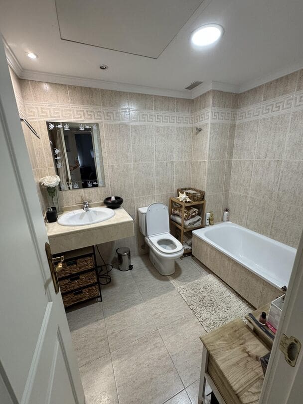 2 sovrum Lägenhet till salu i Marbella med garage - 455 000 € (Ref: 9696702)