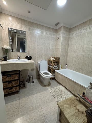 2 soverom Leilighet til salgs i La Carolina - Guadalpín, Marbella med garasje - € 455 000 (Ref: 9696702)