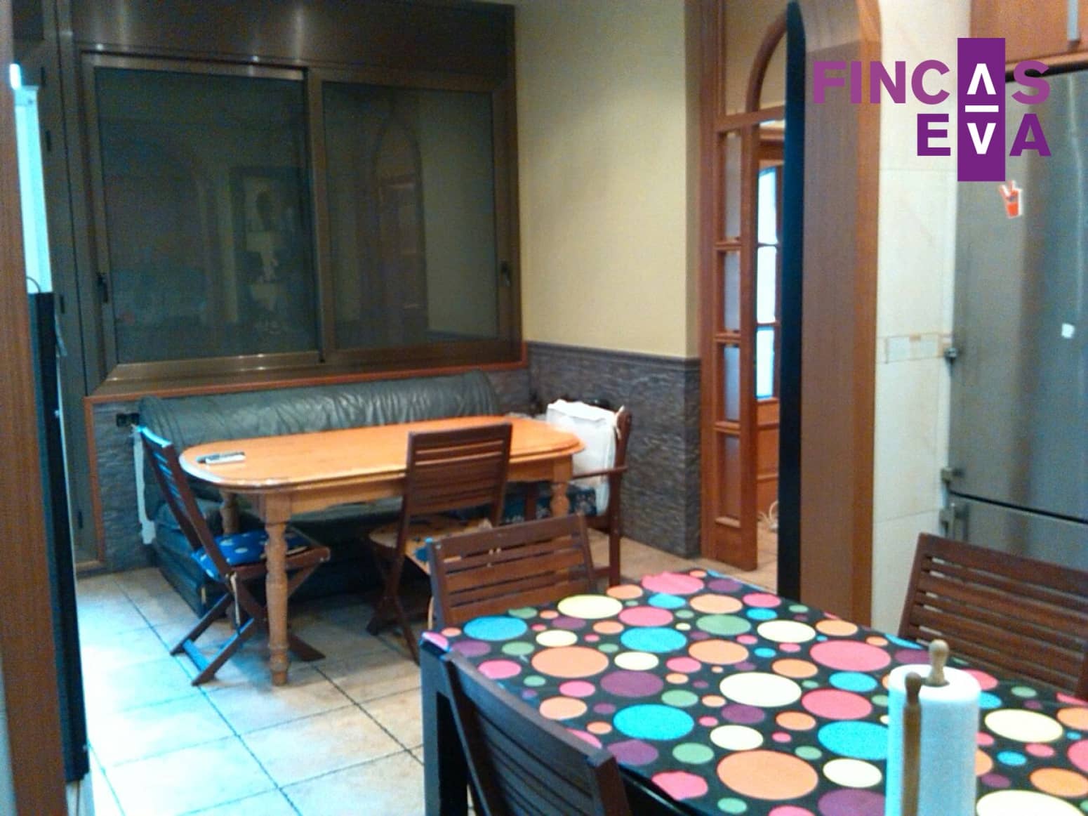 6 bedroom Villa for sale in Sant Vicenc dels Horts - € 350,000 (Ref: 9696703)