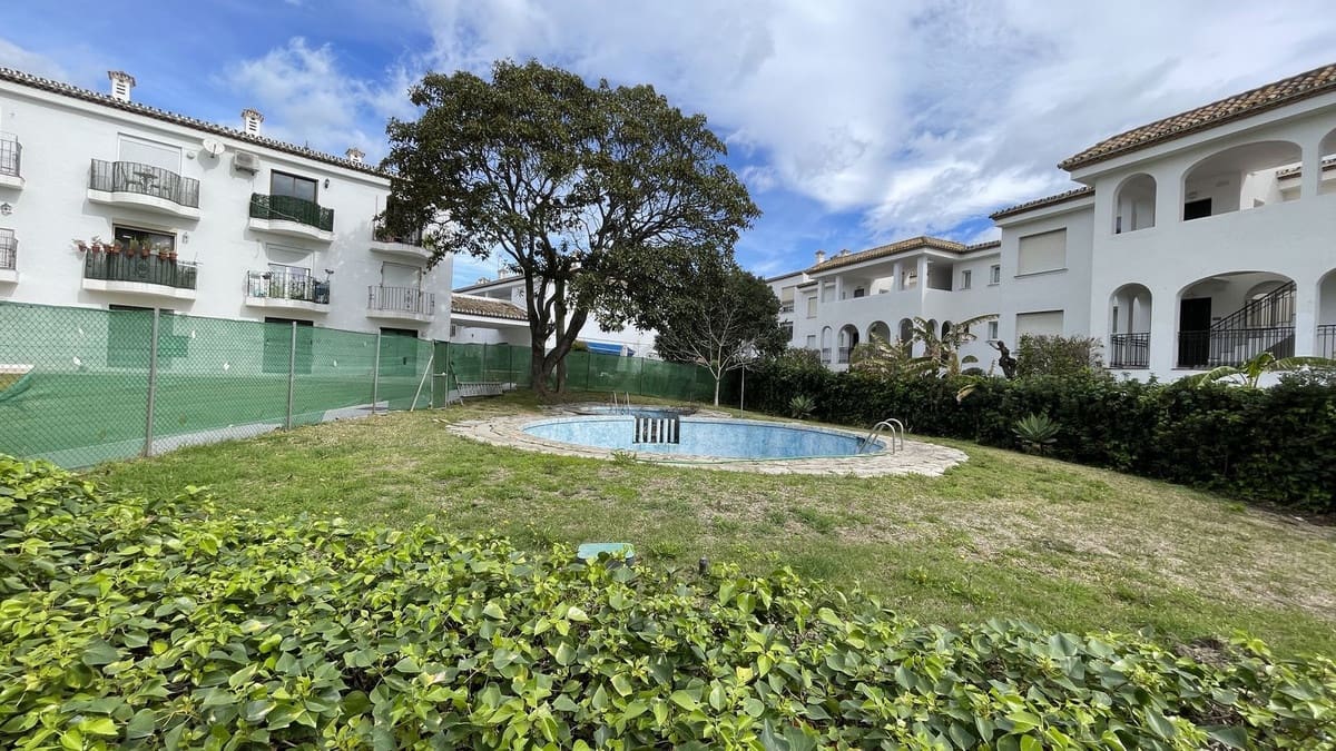 Flat for sale in El Velerin with pool garage - € 195,000 (Ref: 9696780)