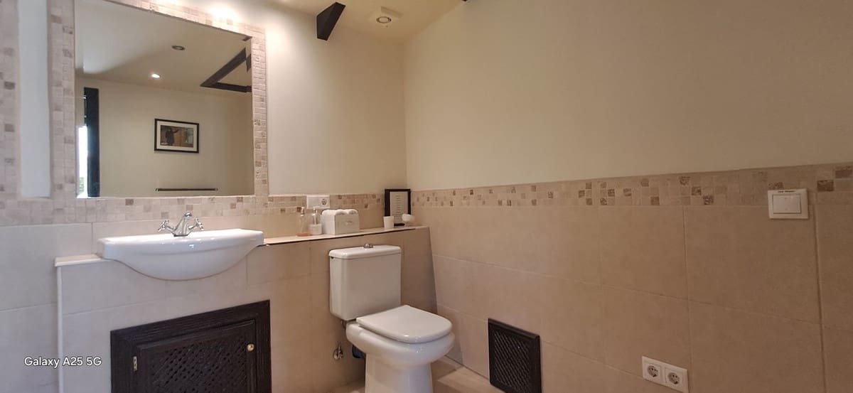 Chalet de 6 habitaciones en Marbella en venta con piscina garaje - 1.795.000 € (Ref: 9697790)