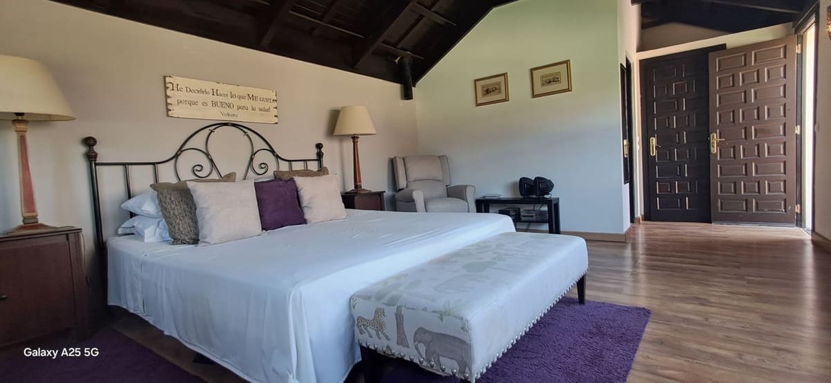 Chalet de 6 habitaciones en Marbella en venta con piscina garaje - 1.795.000 € (Ref: 9697790)