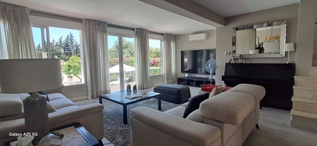 Chalet de 6 habitaciones en Bello Horizonte - Lindasol, Marbella en venta con piscina garaje - 1.795.000 € (Ref: 9697790)
