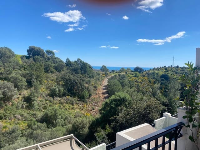 2 soverom Leilighet til salgs i Alto de los Monteros, Marbella med svømmebasseng garasje - € 425 000 (Ref: 9699296)